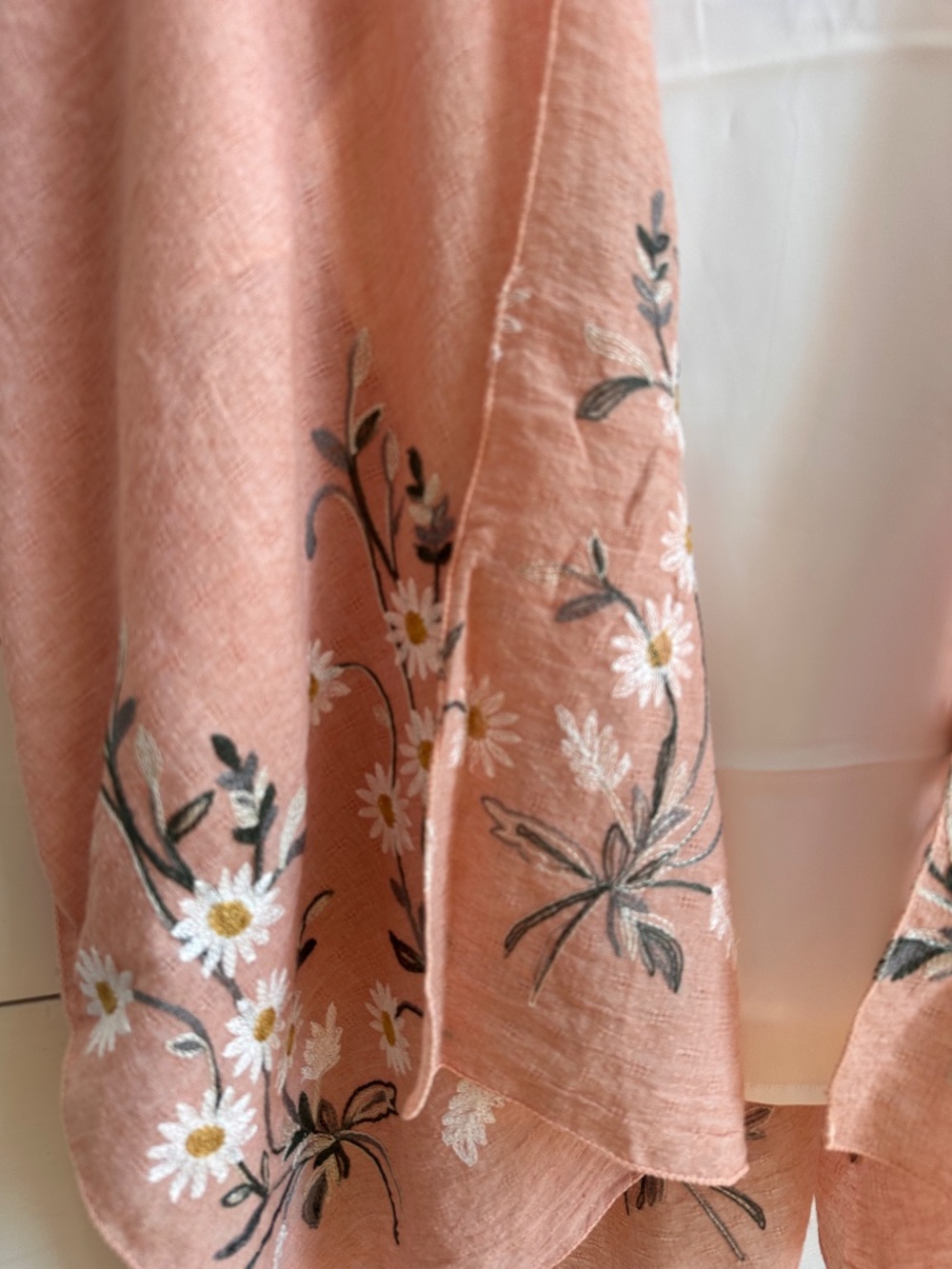 Peach Daisy Embroidered Woven Floral Kimono Open Wrap Coverup Top One Size - Picture 3 of 5
